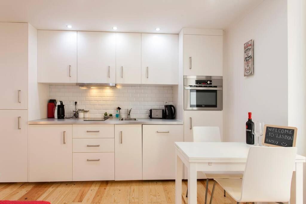 Charming Studio In Mouraria ลิสบอน ภายนอก รูปภาพ